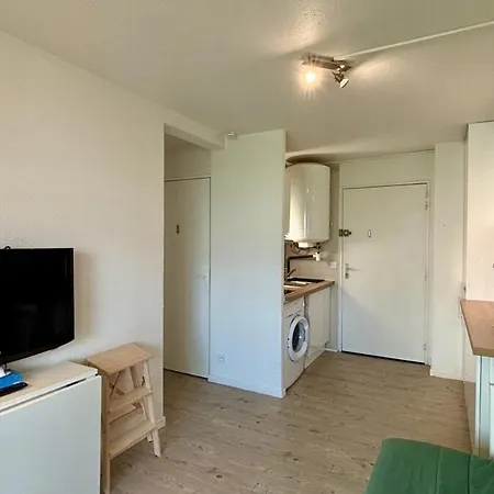 2-room In Residence, Pool, Parking, Air Conditioning, Wifi Apartmán